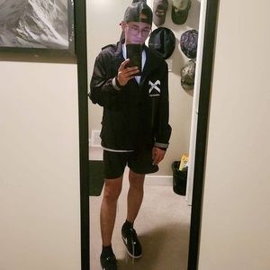 Meet your Posher, Romano